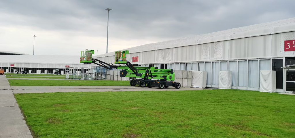 RicJamie2222's tweet image. All Platforms, One Source. Whether you need maximum reach (Telescopic), flexibility (Articulating), heavy lift (Scissor), or compact access (Spider/Mast), JOVOO has a factory-direct solution. View the full range and get a quote: jovoolift.com #AWPSolutions #FullRange