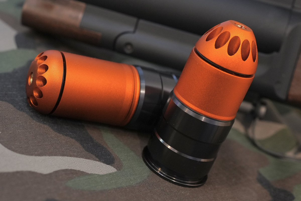 jkarmy_int's tweet image. King Arms M79 Sawed Off 
40mm Airsoft Grenade Laucher 

With NEW !!! 
V3 120rds grenade cartridge 
V4 84 rds Grenade cartridge 

#kingarms #airsoft #grenadelauncher