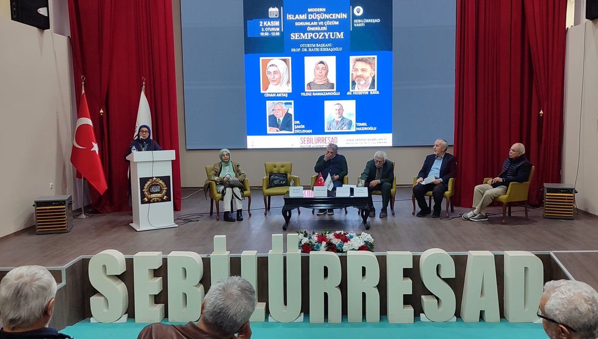 Sebîlürreşâd Kültür Merkezimizde "Modern İslâmî Düşüncenin Sorunları ve Çözüm Önerileri Sempozyumunda ikinci gün oturumları gerçekleştirildi.