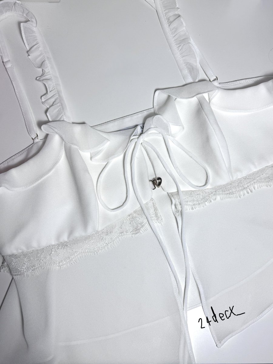 24Decx_'s tweet photo. wts/ ready to ship
ส่งต่อ Giltmonboutique 

♥︎ Nora-white Top xxl 
อก 39-40 เอว 33-34

ใส่ไปครั้งเดียว/ไม่มีตำหนิ ใหม่มาก
🏷️350 บาท ส่งฟรี

#ส่งต่อเสื้อผ้า #ส่งต่อเสื้อผ้ามือสอง #เสื้อผ้ามือ2 #เสื้อผ้ามือสอง #เสื้อผ้ามือสองราคาถูก #โล๊ะตู้ https://t.co/IbqE9Fjoas