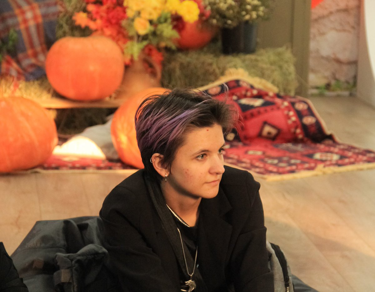 mycode_saturn's tweet image. Я кстати был на хеллоуинской тусе. Смотрите какой я тут смешной