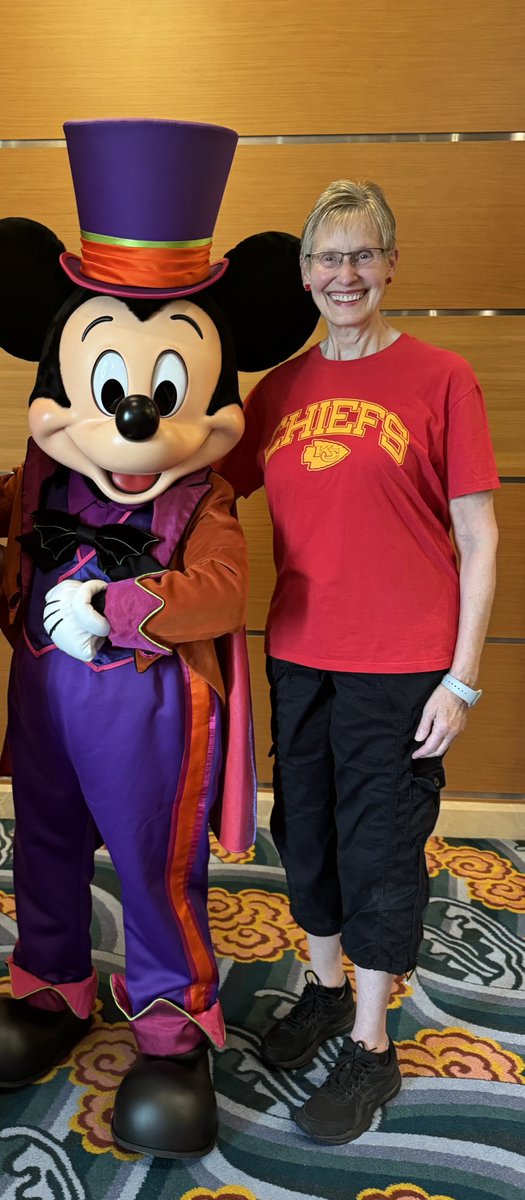 1st <a href="/thekccurrent/">KC Current - z</a> and then the @chiefs! Awesome day! 😎🩵⚽️❤️💛🏈‼️