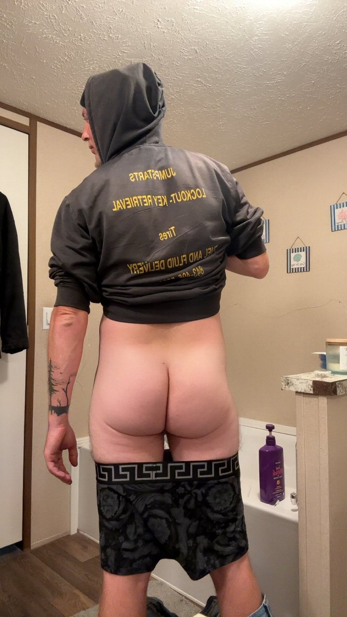 DaddyLJ843 tweet media