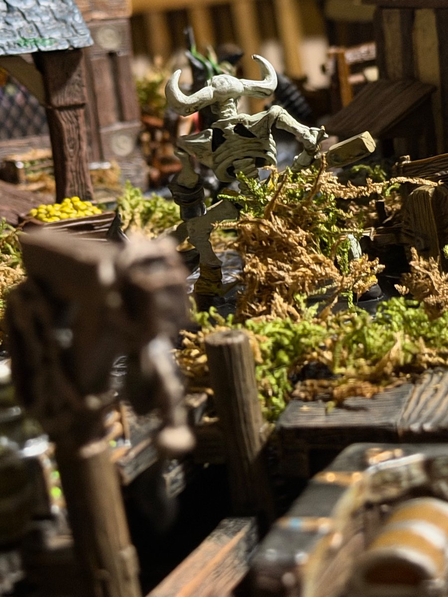 jayEFFeye's tweet image. @The_DF_DM holy shit DM, what an incredible build and session last night. Jersey Goblins RULE. #dwarvenforge #D&amp;amp;D