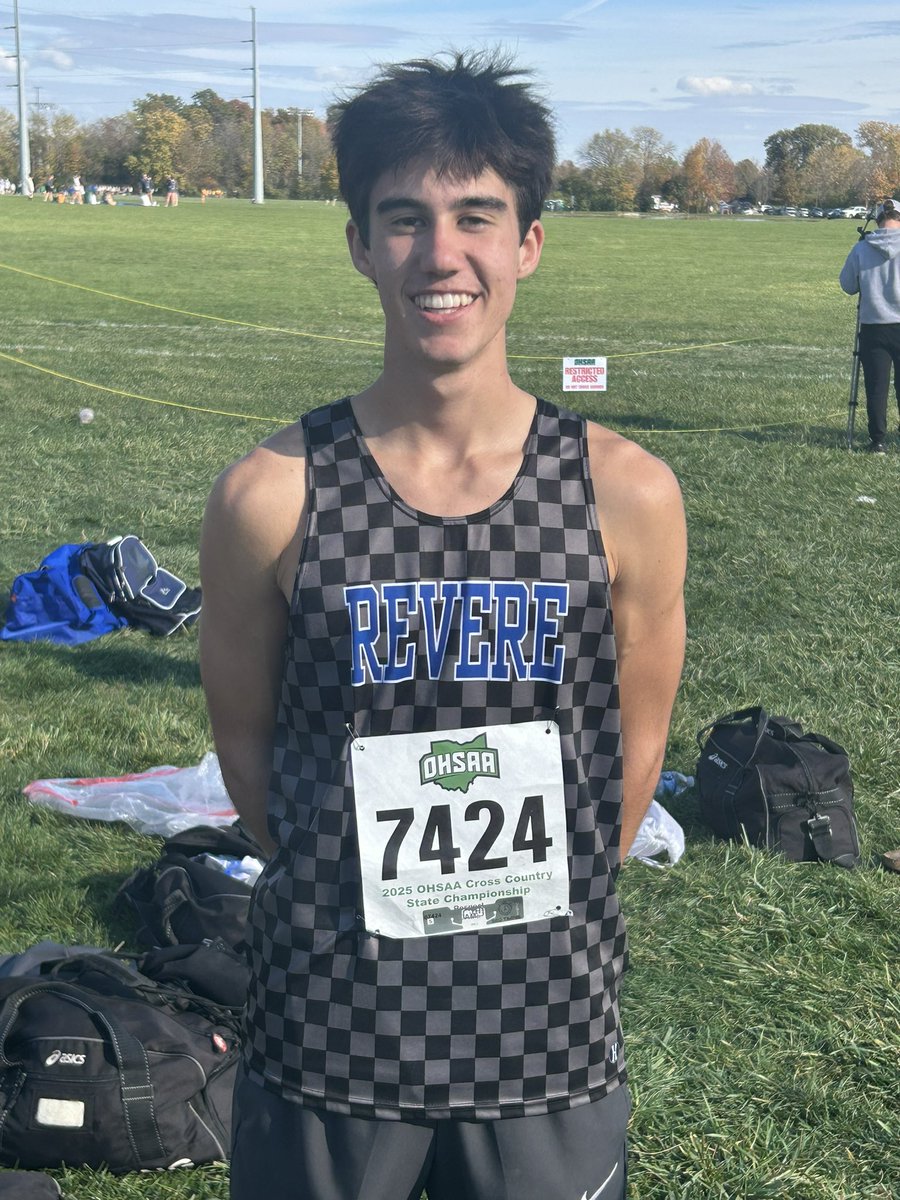 revereminutemen's tweet photo. Place &amp; times out of 222 runners 

143rd- Will Janke
17:18.52 
(PR -30 secs.)

149th- Jack Ledley
17:25.37 

175th- Toby Shirley
17:40.74 
 
192nd- Tarun Venkatesh
18:06.96 https://t.co/7yv7Bvh0wA