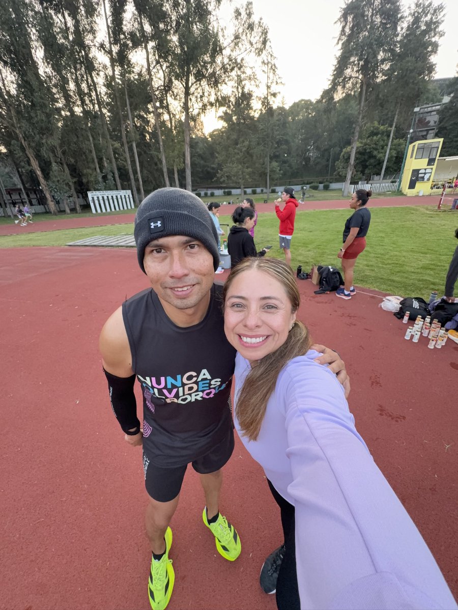 Eli Zaragoza tweet media