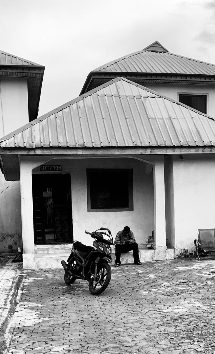 Bought a motorcycle(ladies bike)today. My plan is simple: fuel it, ride it, and pray every corner I turn is not my last. Life’s too short not to hear your own engine scream 😭... please congratulations in the CS 💙💙