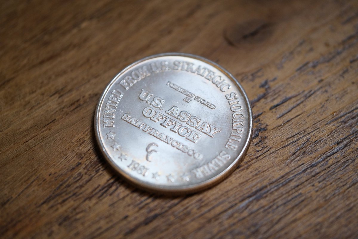 InvestorCrate's tweet photo. These U.S. Assayer Office rounds are hands down some of my favorites.
#silverrounds https://t.co/rkciaPGmGl