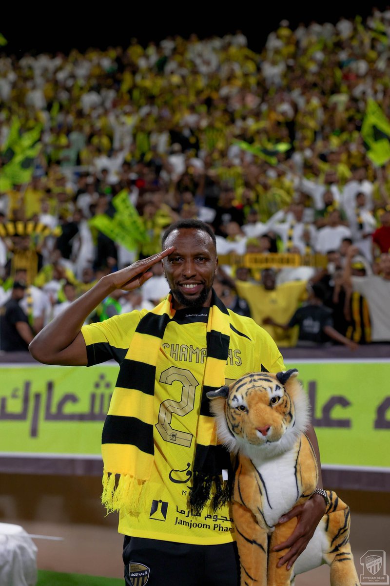 🚨🟡 #خبر: مشاركة حسن كادش في تدريبات #الاتحاد الجماعية بعد تعافيه من الإصابة

#الثلاثاء_الجوهرة_فل