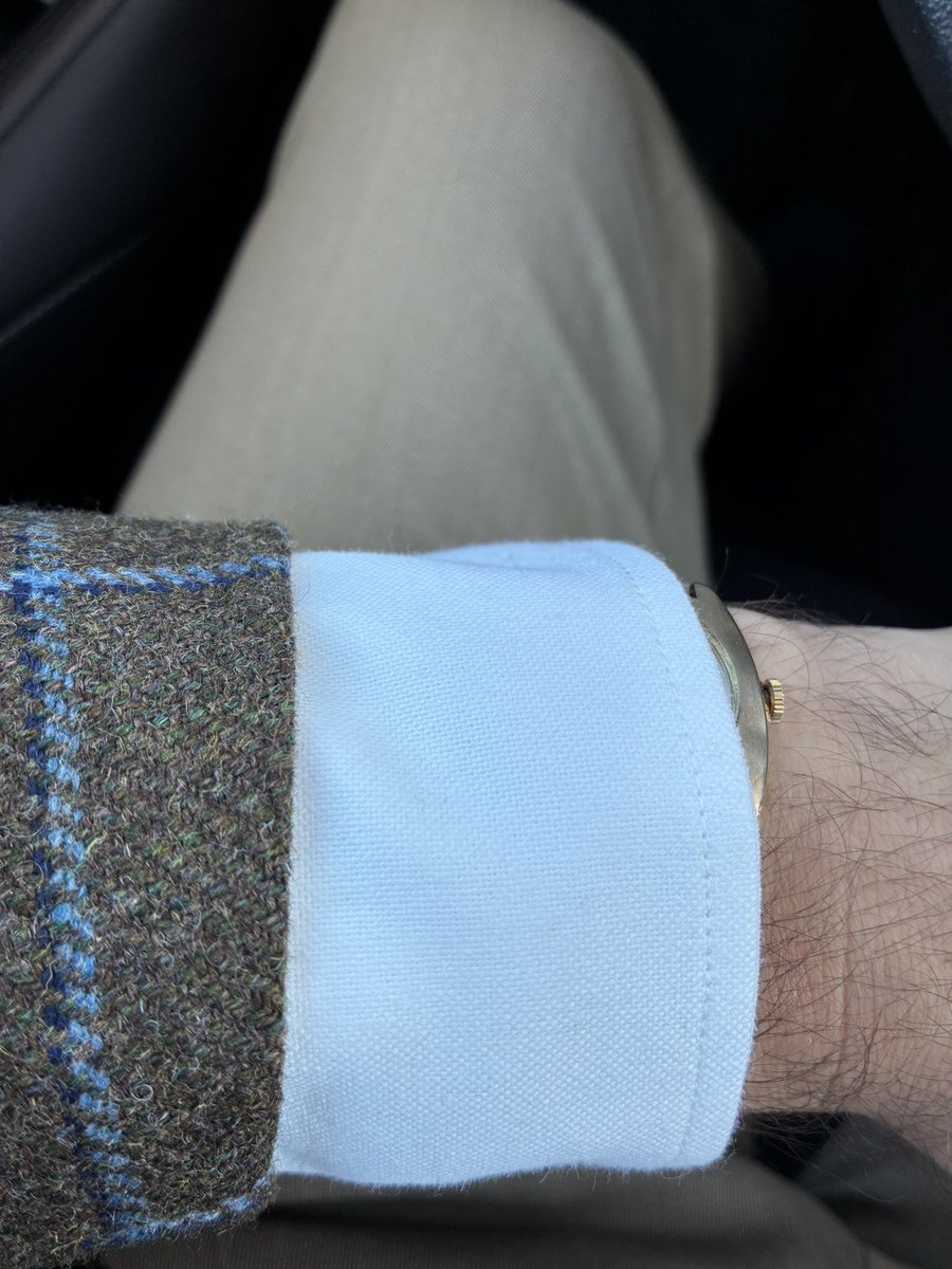 Wearing the Permanent Style Oxford cloth for the first time today. Simon really doesn’t miss when it comes to fabric selection.