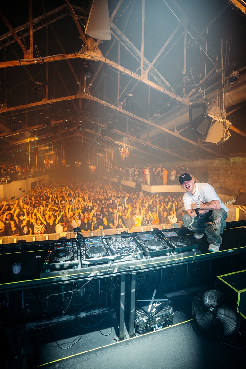 JULIAN JORDAN tweet media