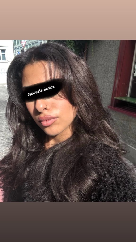 Ich kenne all deine tiefsten Bedürfnisse. Ich kenne dein wahres Gesicht. Ich weiß, was dich als Person ausmacht. Daher fällt es mir leicht, einen Opfer wie dich zu manipulieren. Du bist ein Sklave. Mein Sklave! ;)
Knie nieder und Küss meine Schuhe

#feetworshi̇p #latina #Goddess