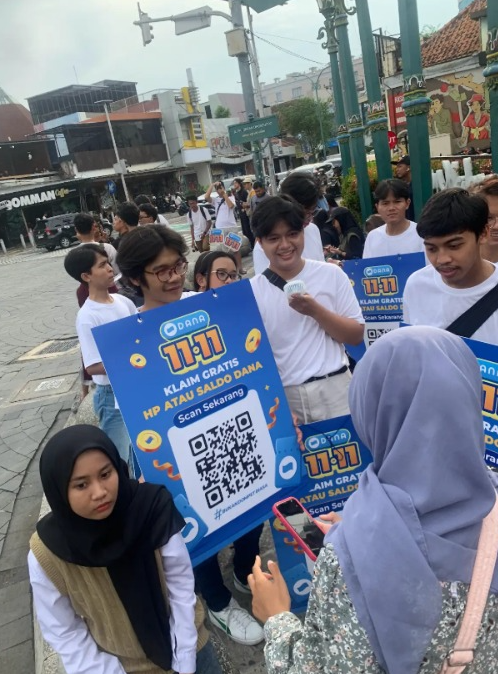 YolaNotonegoro's tweet photo. Dana lu bener2 yeee ada aja gebrakannya masa iya sedekah mulu 🥺 Aplikasi favorite gw sih ini. Mayan guys cobain scan dpt saldo dana kaget tuh https://t.co/Z7ReVc5opV