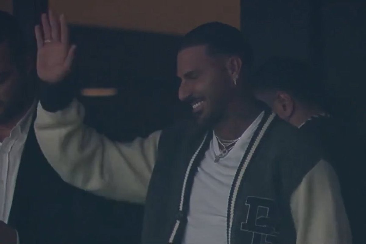 Evine hoş geldin iki gözüm.