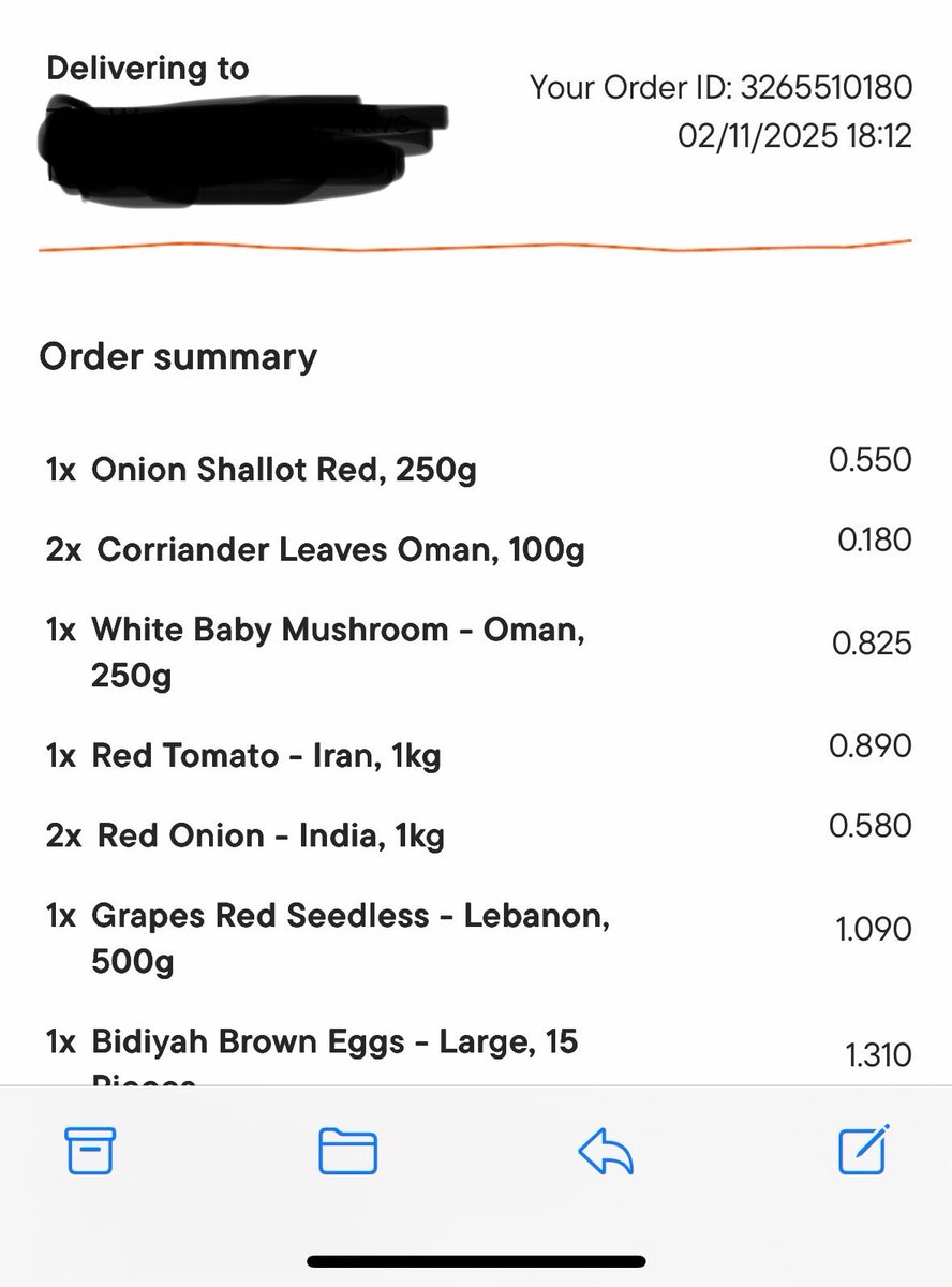 Sangrywords's tweet photo. @Talabat I had placed an order on Talabat mart and the mushroom delivered were old n smelly.  But what’s more upsetting is that there was a sticker printed on it with a different date from the original date of packaging. Extremely disappointed https://t.co/r9V1WUUgBa