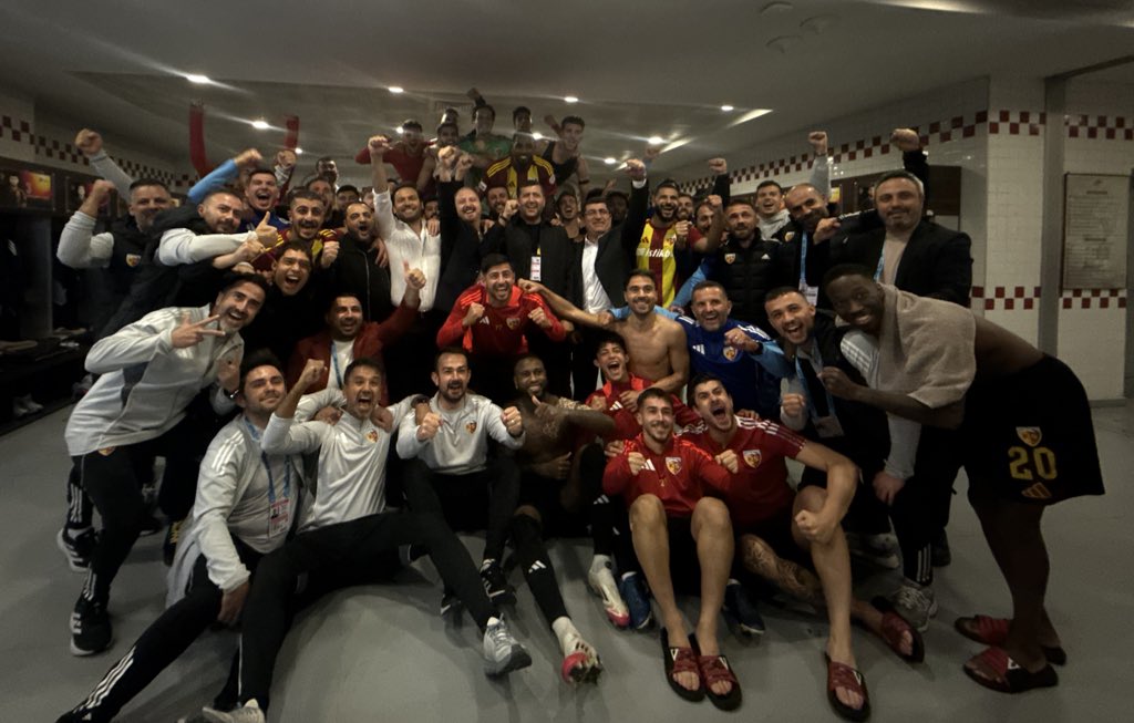 𝓖𝓪𝓵𝓲𝓫𝓲𝔂𝓮𝓽 𝓟𝓸𝔃𝓾𝓶𝓾𝔃 +3