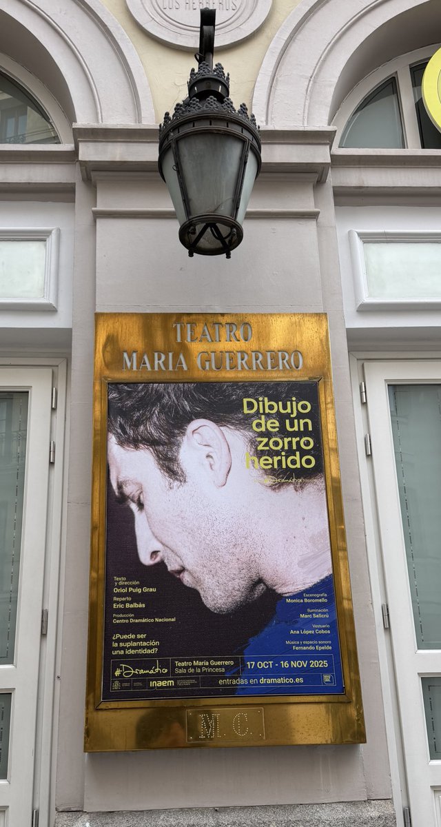 #DayOff #Madrid
“Dibujo de un zorro herido”

<a href="/centrodramatico/">CDN</a> #SalaPrincesa