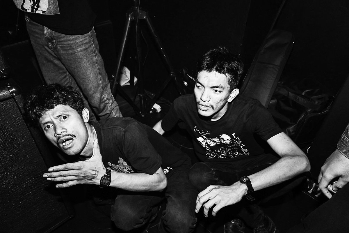 Rest easy, deng. Punk kaca selamanya!🤍