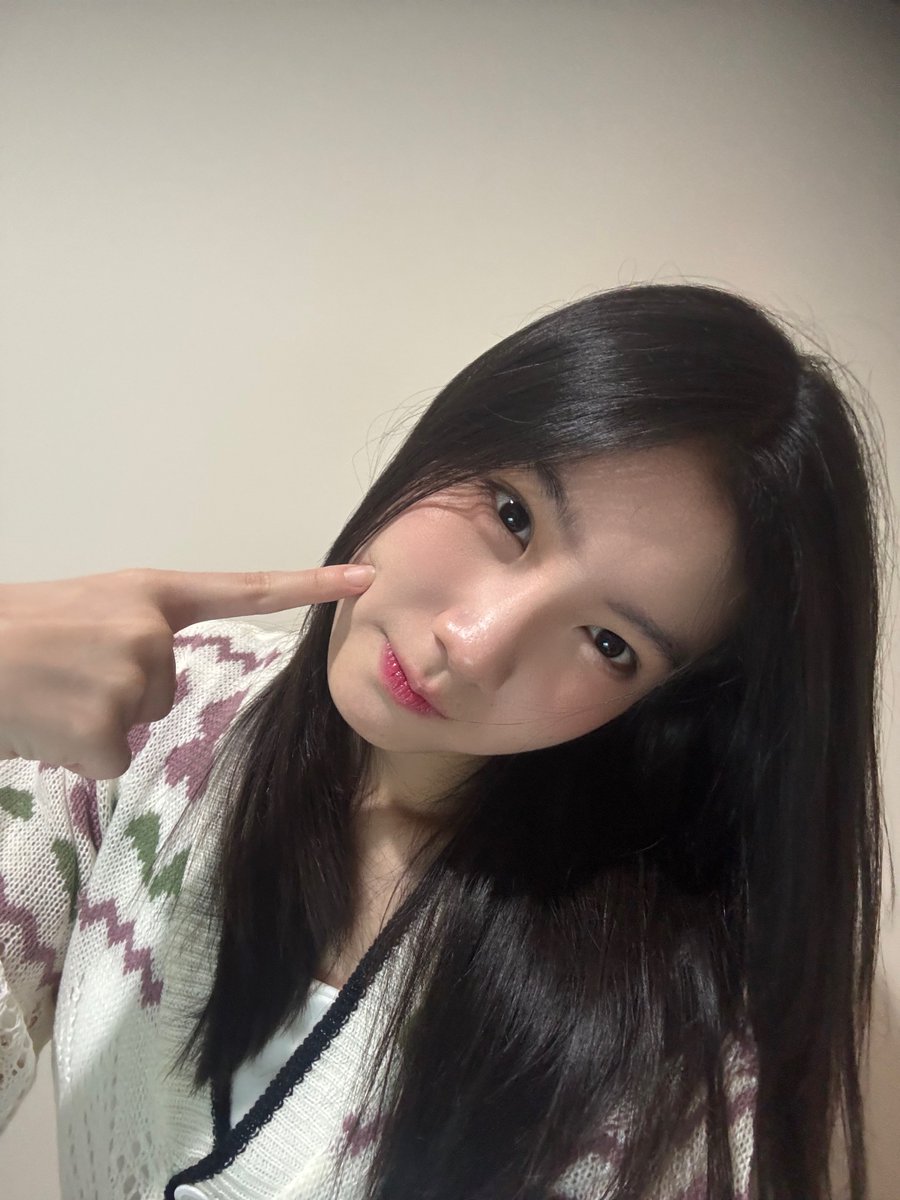 JE_JemimaJKT48's tweet photo. boboooookkkkkkkkkkk https://t.co/qsA16kljUz