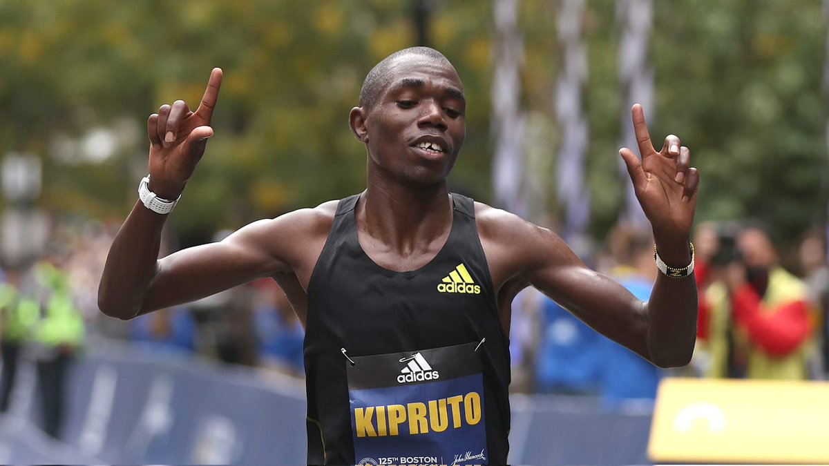 OlympicsKe's tweet photo. Benson Kipruto pulls off a heart stopping sprint to snatch the  NYC Marathon  crown in 2:08:09! 🏃‍♂️

With this win, he joins the legends becoming the first man to sweep the US Marathon Majors with Boston, Chicago, and now New York! 🇰🇪🔥🏆

Sprint. Win. History. 😎🏃‍♂️💨

#TeamKenya https://t.co/ro5PCOMsOl