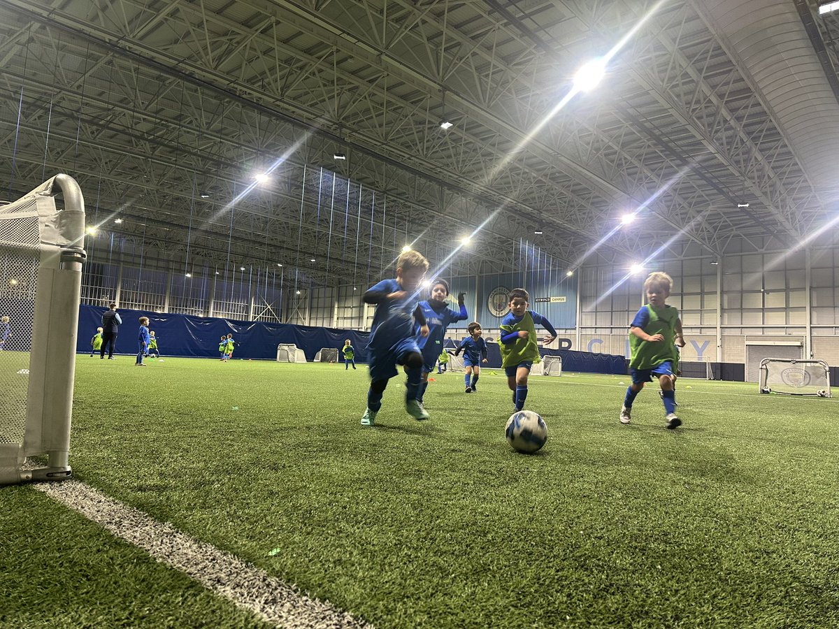 Elite Football Coaching tweet media