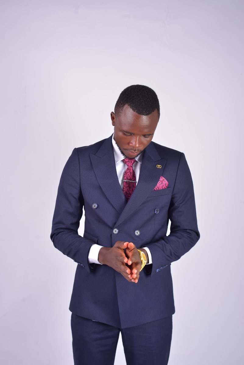 sir_vencedor's tweet photo. It has come to my attention that a comrade from Kenyatta University by the name Steven Odiwuor has been suspended by the school administration. Such acts of intimidation, incarceration, bigotry are unacceptable. Attack to one comrade is an attack to all.

If you see this repost. https://t.co/RpI9dKngSe
