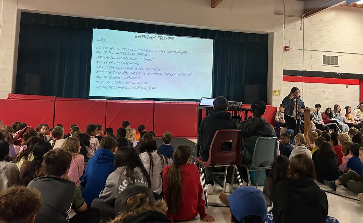 Staff, Parents &amp; students gathered as a community in October to be thankful, celebrate &amp; pray, &amp; are now looking forward to November, recognizing: All Saints &amp; Souls Day, Treaty Recognition Week (Nov 2-8, ), Anti-Bullying Week (Nov16-22), Advent, “Conscience”etc.

<a href="/DPCDSBSchools/">Dufferin-Peel Catholic District School Board</a>