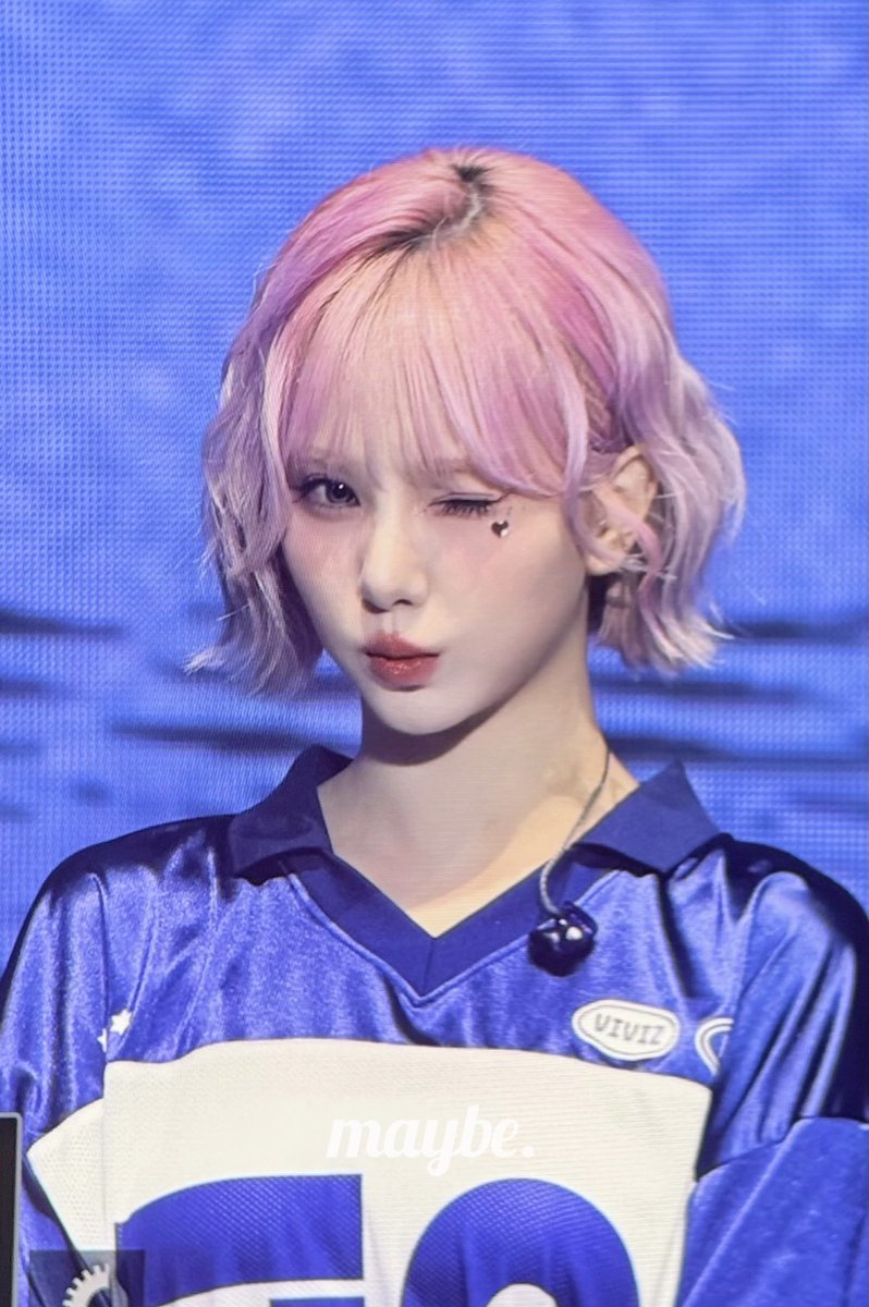 maybe_jeb's tweet image. 251102 #비비지 #VIVIZ #은하 #EUNHA