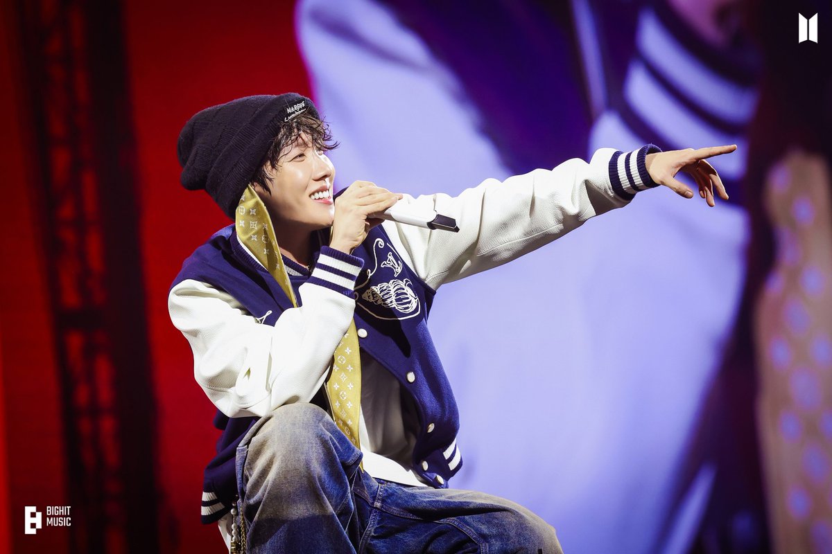 Today's vote for #2025mamavote goes to #JHOPE