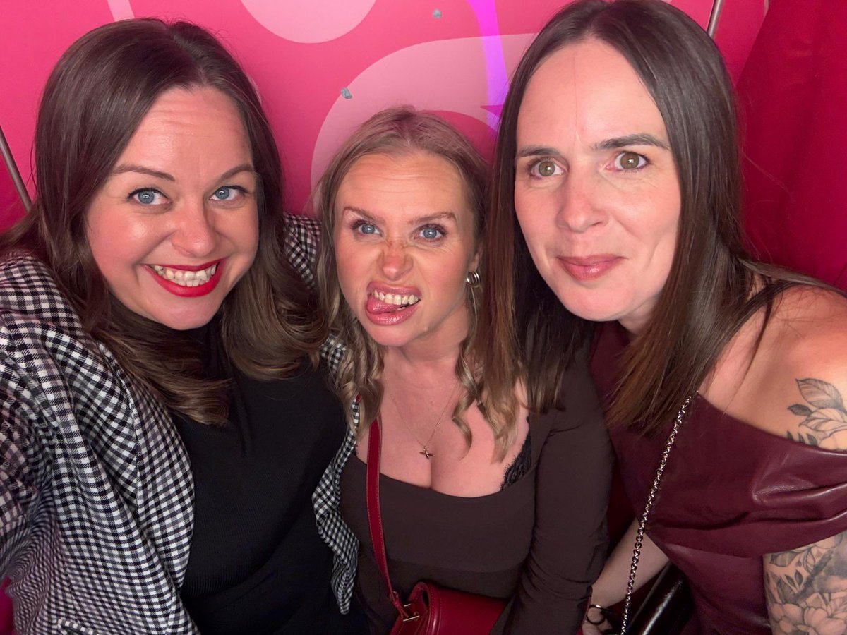 The only ‘acceptable’ pics from a night out 🤦🏻‍♀️ There’s a reason I only go out a couple of times a year 🤢🤦🏻‍♀️😵‍💫 x