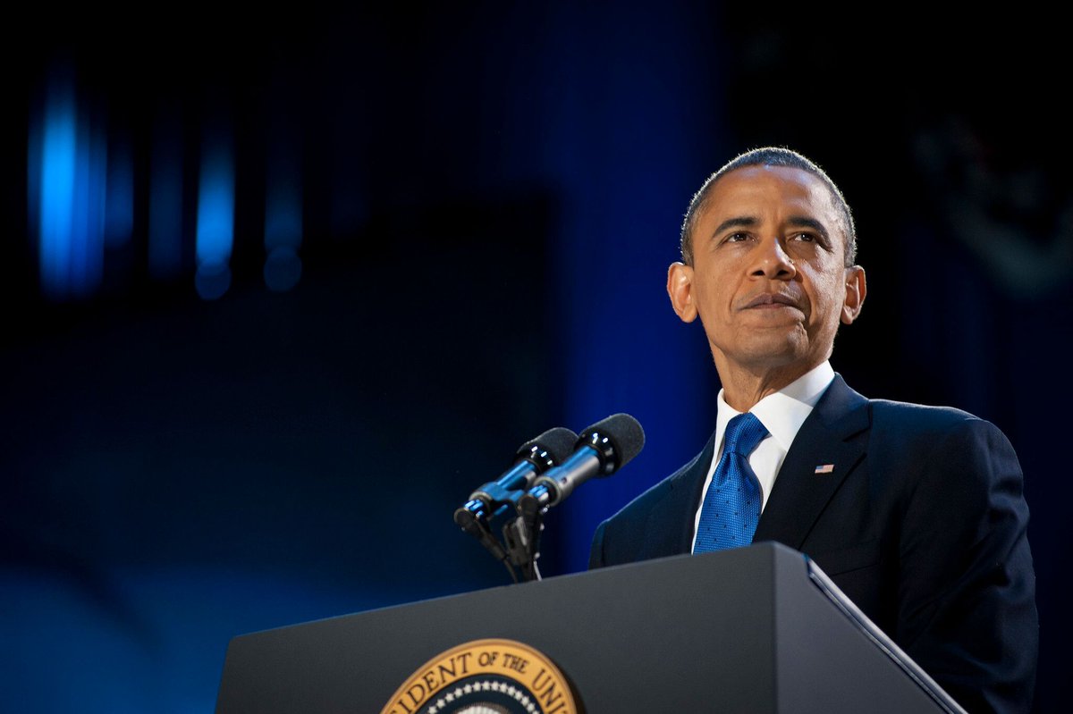 🇺🇸🗣️🏛️ Declaraciones del expresidente Barack Obama durante un mitin en Virginia ayer sábado: “Seamos realistas, nuestro país y nuestra política se encuentran en un lugar bastante oscuro en este momento”, dijo Obama en la Universidad Old Dominion en Norfolk, Virginia. “Es difícil