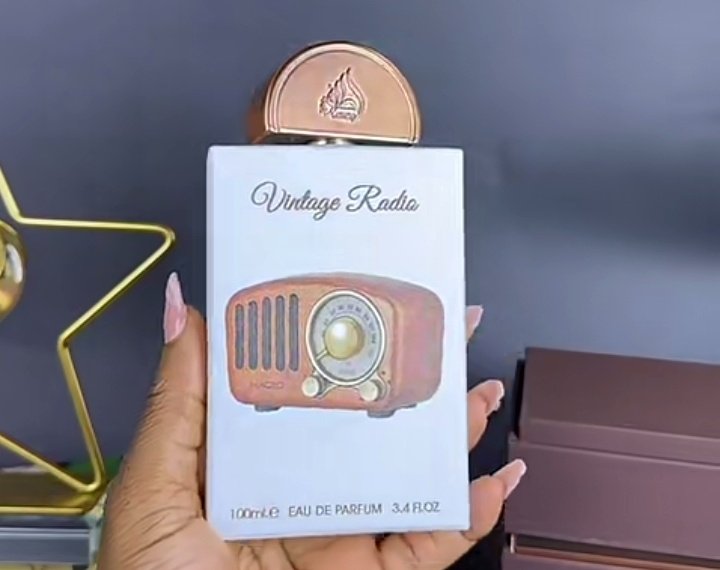 If you want a perfume that would impress people without thinking too hard? This is the one for you trust me!
You want to get endless compliments without layering! This is it.
🏷️55,000
📍 Owerri, Imo State.
Delivery is nationwide.
Kindly retweet, quote and like. 
<a href="/nosafk/">Tweeter_Headmaster 🇮🇹🇳🇬⚫⚪</a>