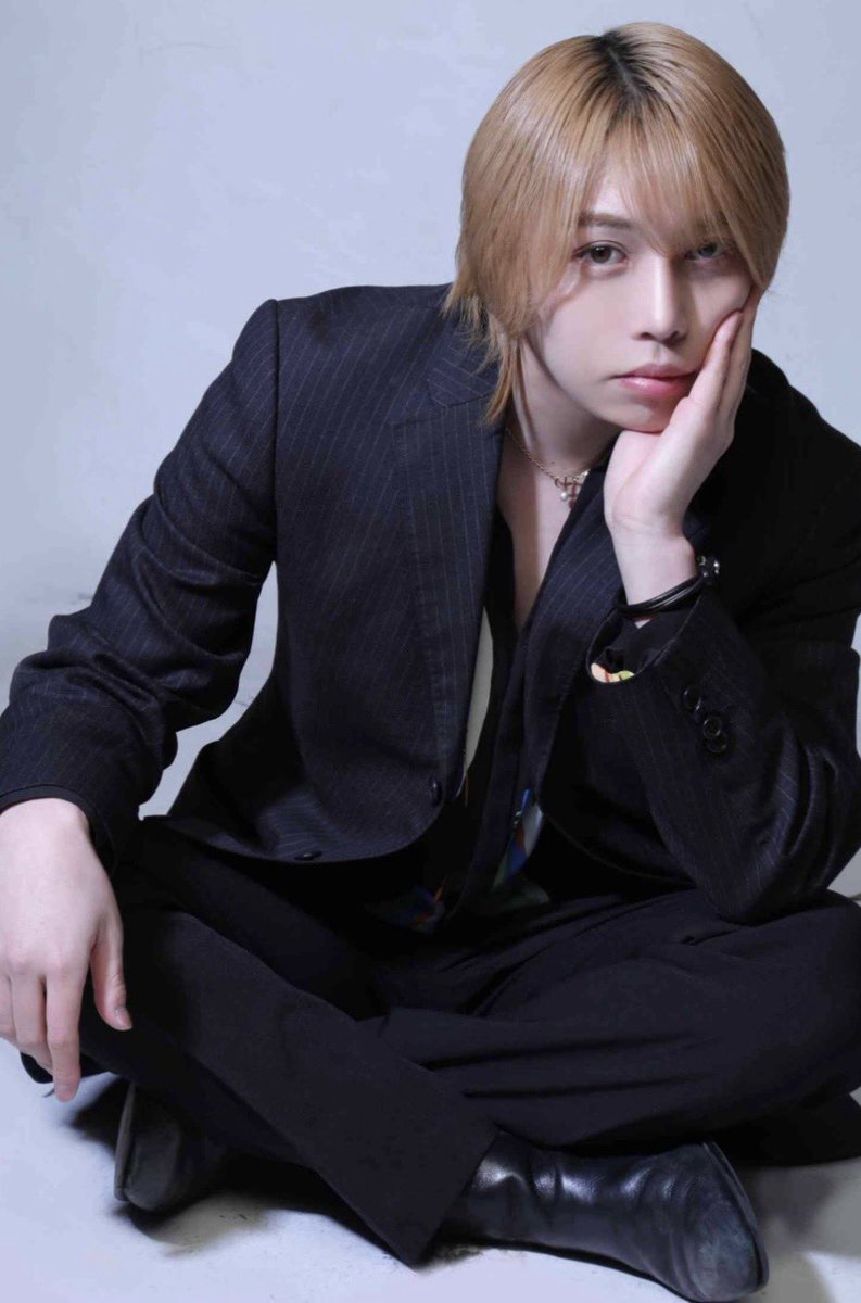 ABN_TRINITY's tweet photo. 🆃🆁🅸🅽🅸🆃🆈

--Pick up cast--
𝐓𝐑𝐈𝐍𝐈𝐓𝐘
ダイヤモンド☆秋斗 幹部補佐
(@apits_akito )

🆃🆁🅸🅽🅸🆃🆈 https://t.co/jtl595Yz9w