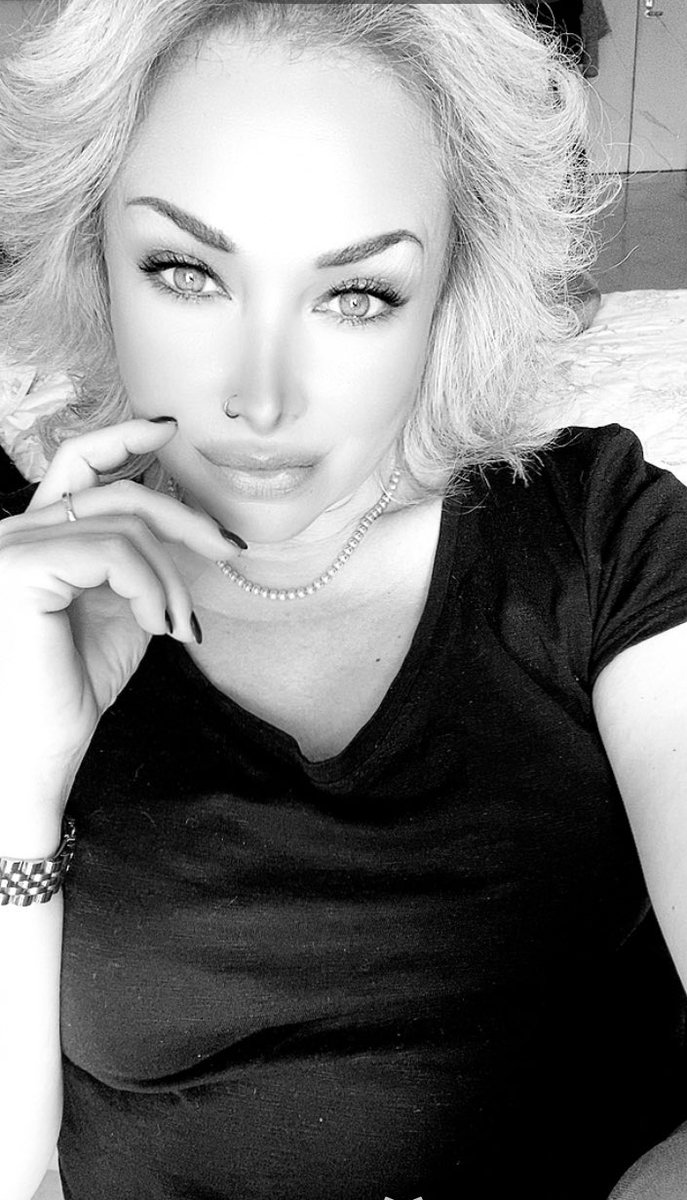 S3r3n4Wolf's tweet image. La vera ricchezza è scegliere bene …i tesori finiscono le scelte restano