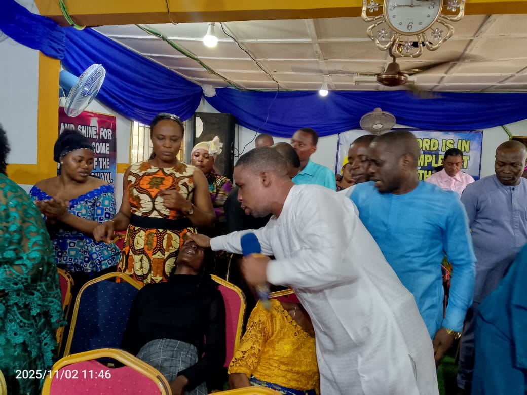 UbongPst85335's tweet image. #Evawoc Gospel Center 
#Sundayservicehighlights
#sundayVibes
#TheWord.. 
#The Eleventh hour of Miracle 
#Mathew 20:6.... 
#Prayers
#God of positive results