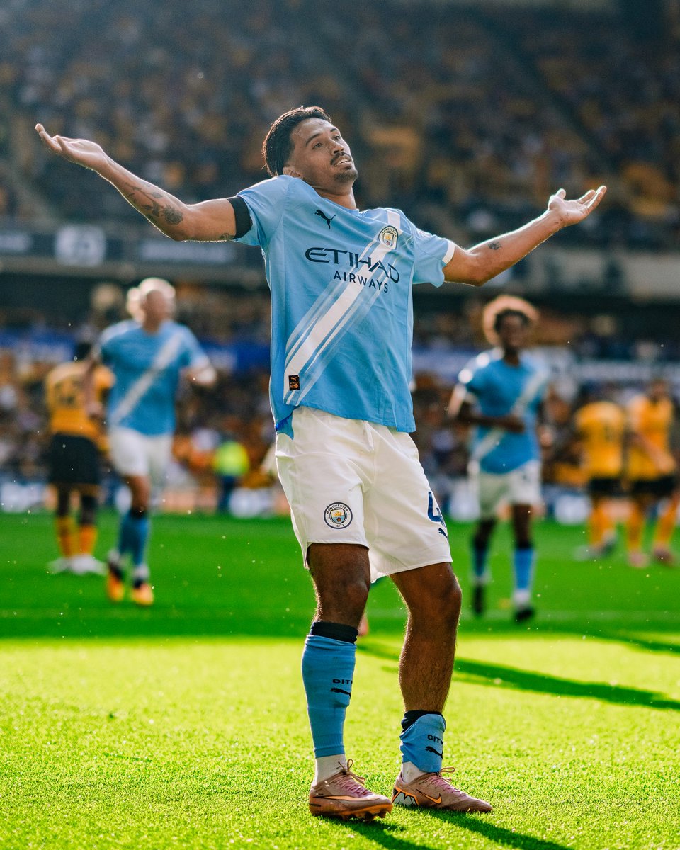 Menunggu selebrasi ini di Etihad⌛️