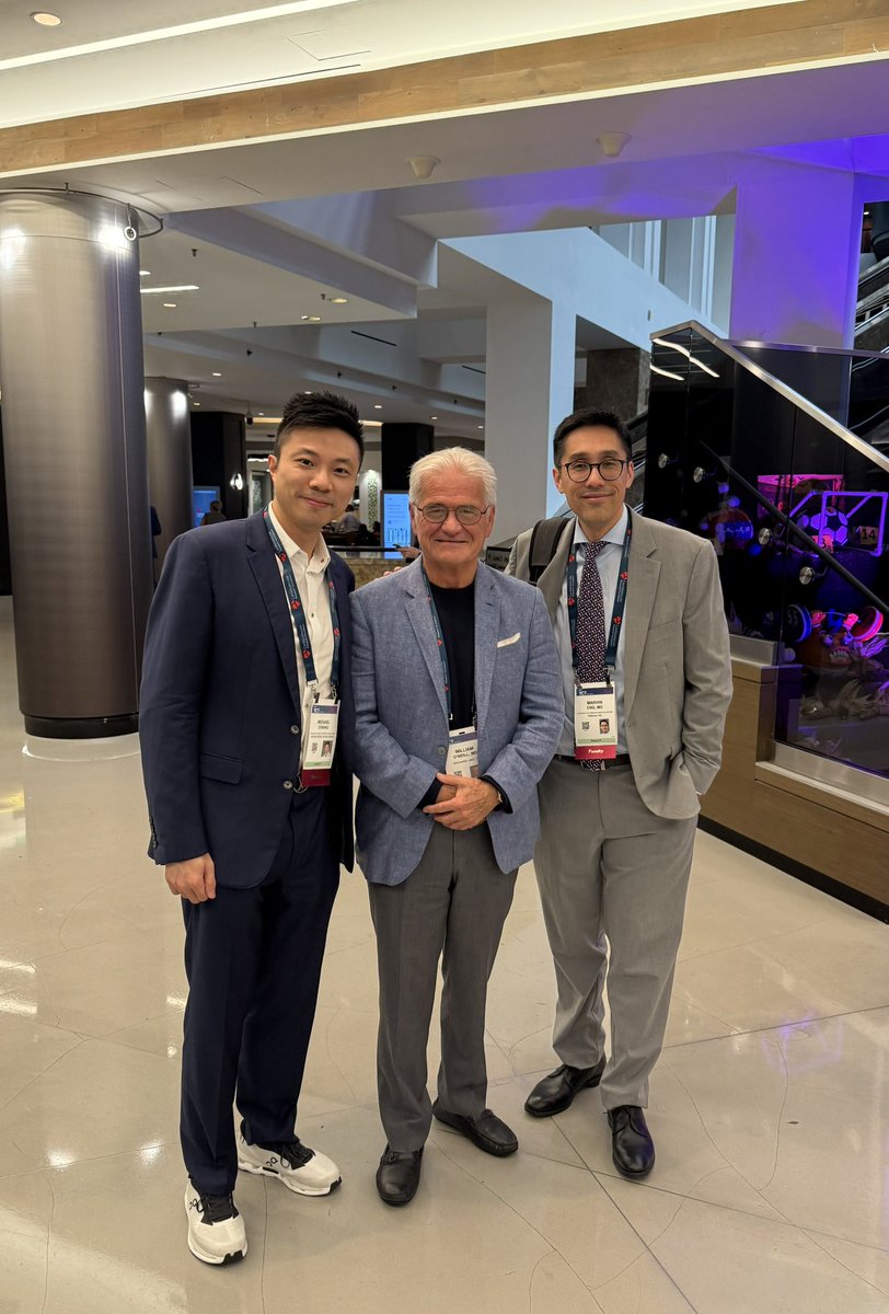 MichaelChiangCS's tweet image. Great to be back for #TCT2025. Treasured every moment of the packed schedule! Amazing learning, sharing of knowledges, catching up with old mentors and friends!!
@TCTMD 
@MarvinEng3 @PedroMDMSc @Babar_Basir @chiragbavishiMD @KinturSanghvi