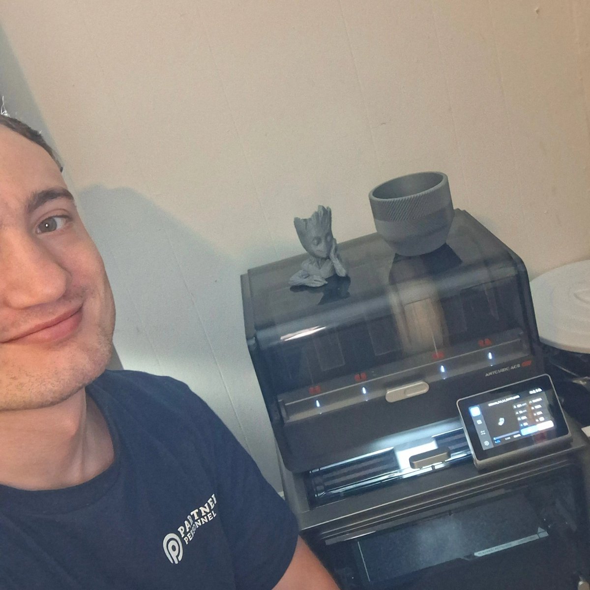 Project3Dprints's tweet image. Just me and my printer.#3dprinting #etsy #3dprint