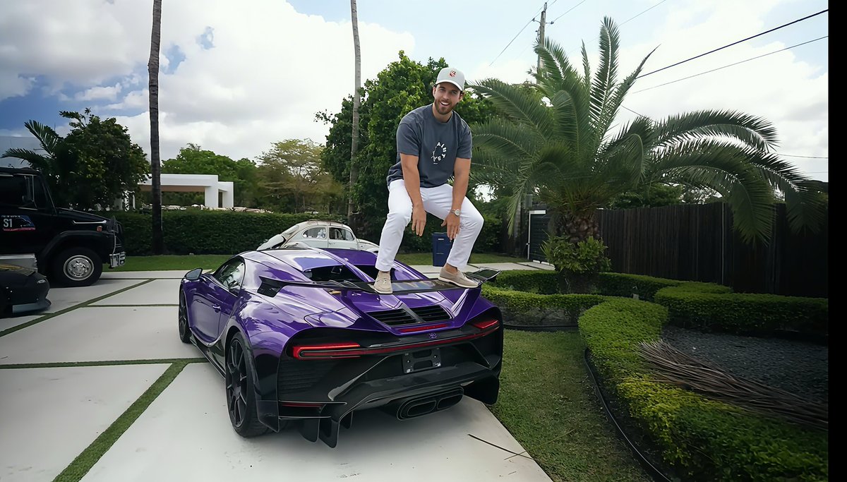 eatsleeptrade25's tweet image. DON&apos;T DOWNGRADE
YOUR DREAMS TO MATCH YOUR REALITY.
UPGRADE
• YOUR
FAITH TO MATCH YOUR VISION.
Hope y&apos;all have a great trading week 💯
#setandforget  #eatsleeptraderepeat