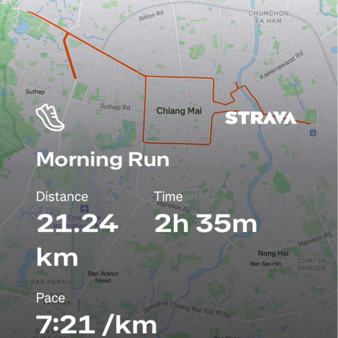 sswt_dc's tweet image. เจ็บแต่จบค้าบบ งานวิ่งงานแรกก็จัดเลย #HalfMarathon 😂 ได้เจอ อ.ตั๊ม พิริยะ ด้วย complete แล้ววว🤩🤩 เหรียญสวย งานดีมาก วิ่งตากฝนยาวๆตลอดทางชุ่มฉ่ำา😂😂 #bitcoin #runforfreedom #firstbitcoinrace #run