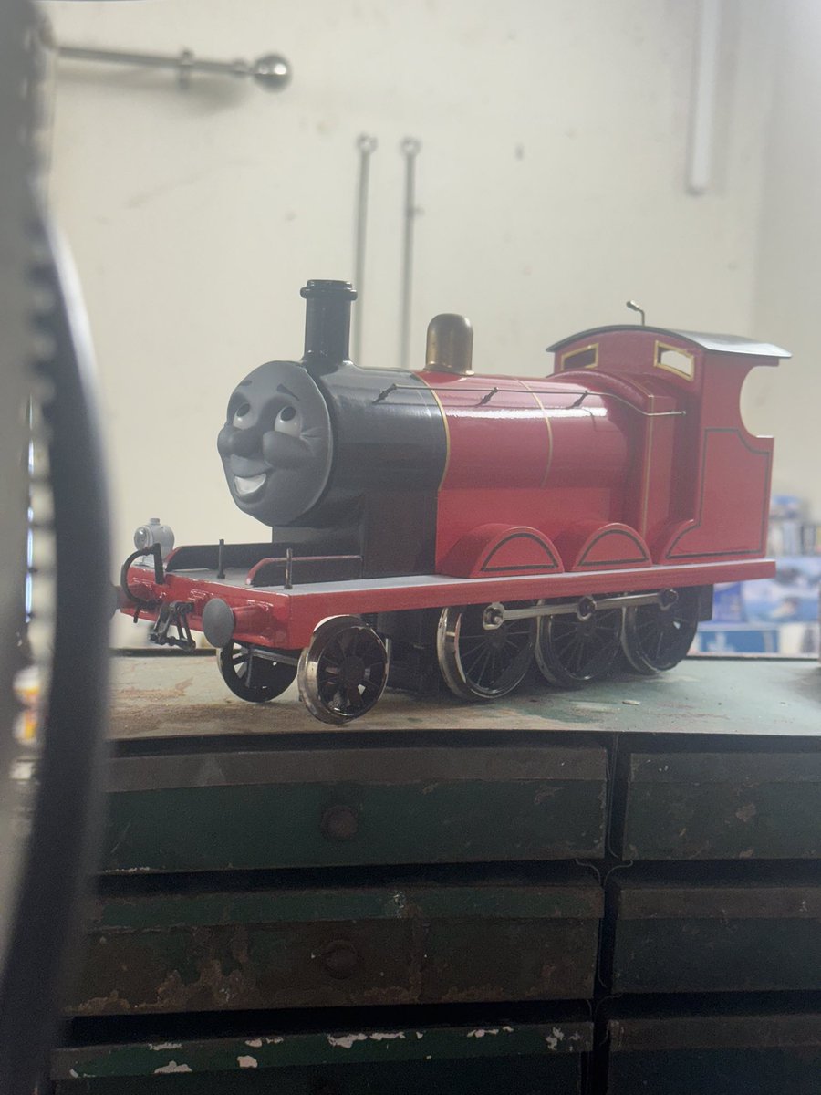 Thatmodelmaker tweet picture