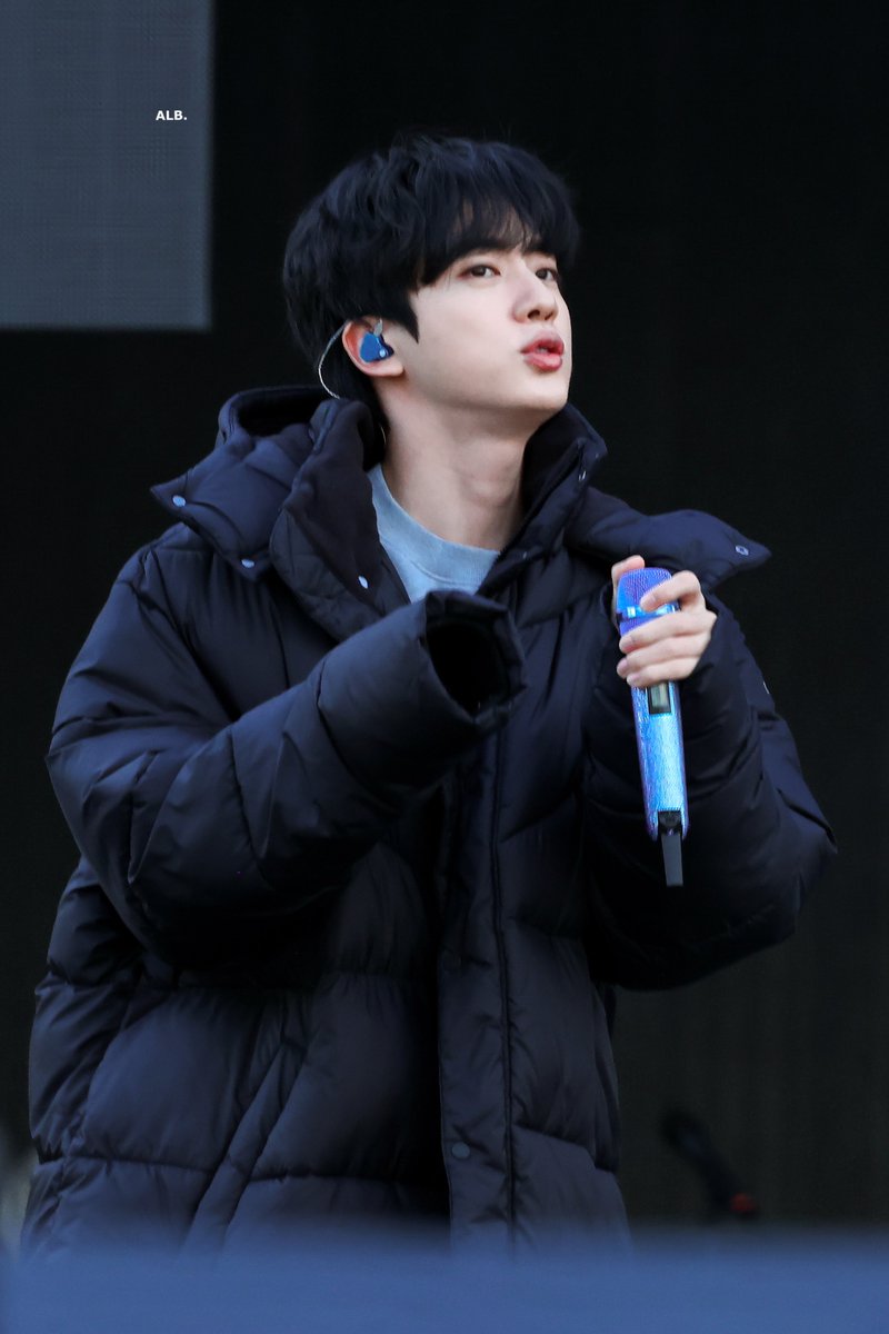 ALittleBraver92's tweet photo. 251101 soundcheck HD 😚😚

#방탄소년단진 #김석진 #석진 #진  #BTSJIN #JIN 
#Jin_TOUR_ENCORE
#RUNSEOKJIN_epTOUR_ENCORE
@BTS_twt https://t.co/A9ziBPPfKO