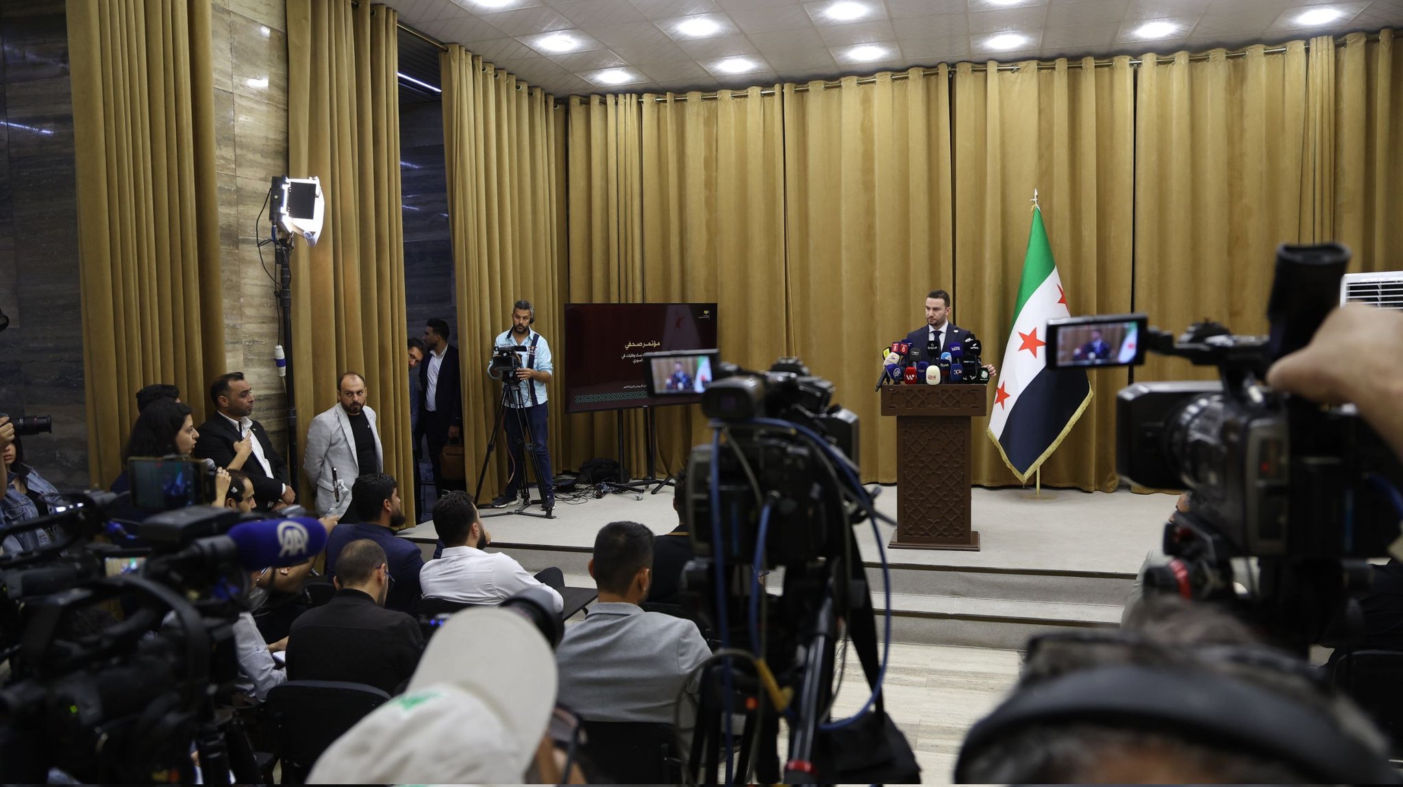المؤتمر الصحافي للمتحدّث باسم الداخلية السورية. (إكس)