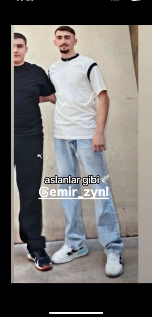 melisahakancakr's tweet photo. masum değiller, çocuk hiç değiller
gülüyorlar, pişman da değiller 
#YasaDüzenlemesiNerede https://t.co/t4YmCJOOfe