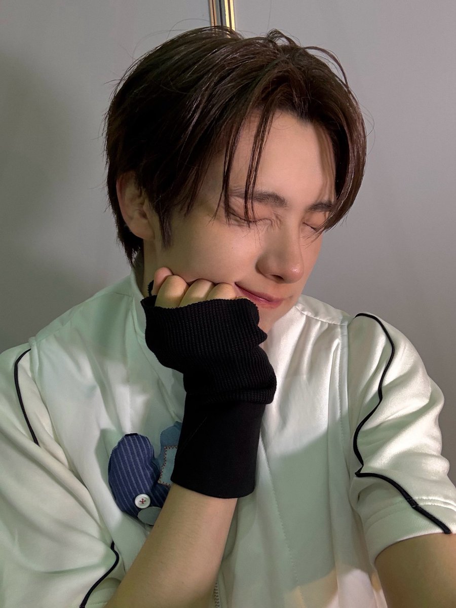 쫀귀탱 영재 사랑해요오 .. 옵드 수고 많앗당 ㅃㅃ!!🪽🩵