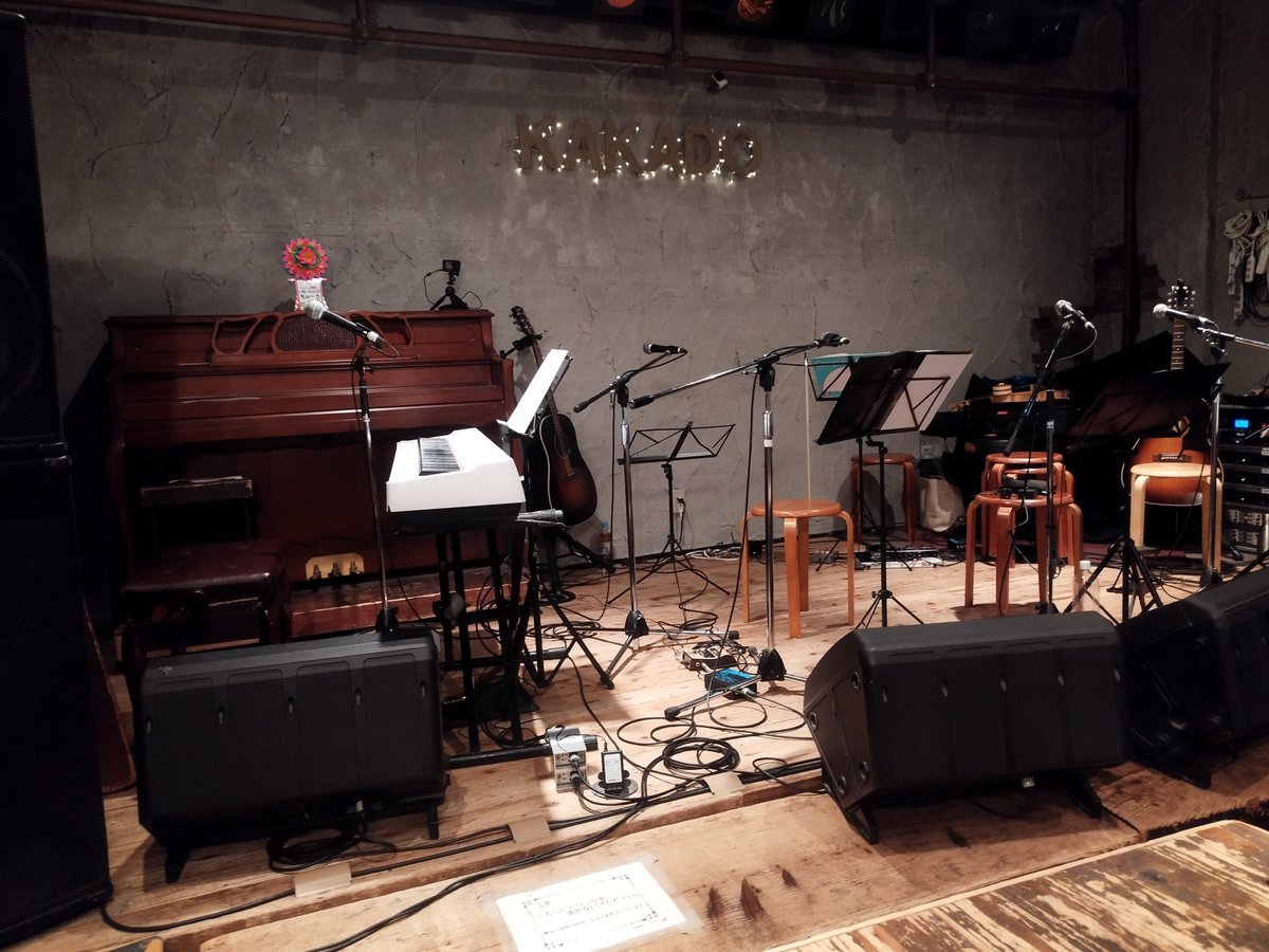 komo2525's tweet photo. 久しぶりにLIVEを聴きにお茶の水♪
とても癒されたのと心の充電もたまる良い時間をありがと〜♪

#りふとん音語り https://t.co/Y7Rv8nx3Wj