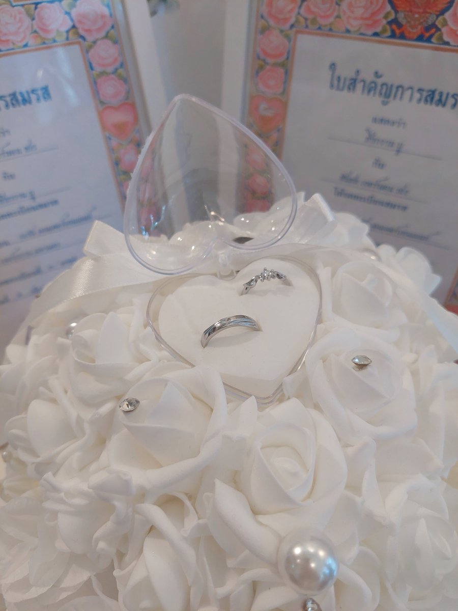 🩷🩵 🐻‍❄️🐻 🩵🩷

ดีใจและยินดีที่ได้เจอทุกคน
และดีใจที่ชอบgiveawayของเรานะคะ

#ดั่งดวงใจสีขาว
#WhiteHeartWDforVerkwan