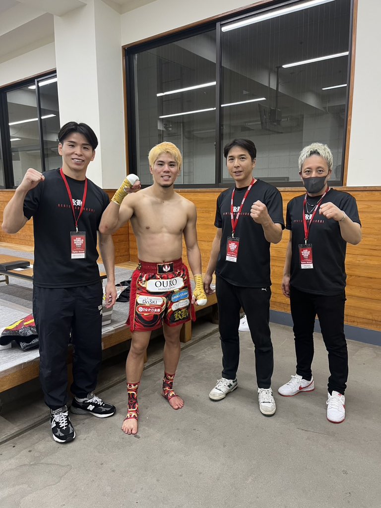Kento_fft's tweet image. 無事1R KOで勝ちました！
やっぱり勝つって嬉しい！
これからも自分らしく突き進むし、1個ずつ勝って頂点に立つ。
まだまだ強くなる！
皆さん応援ありがとうございました！
#RISE_WS2025FINAL
