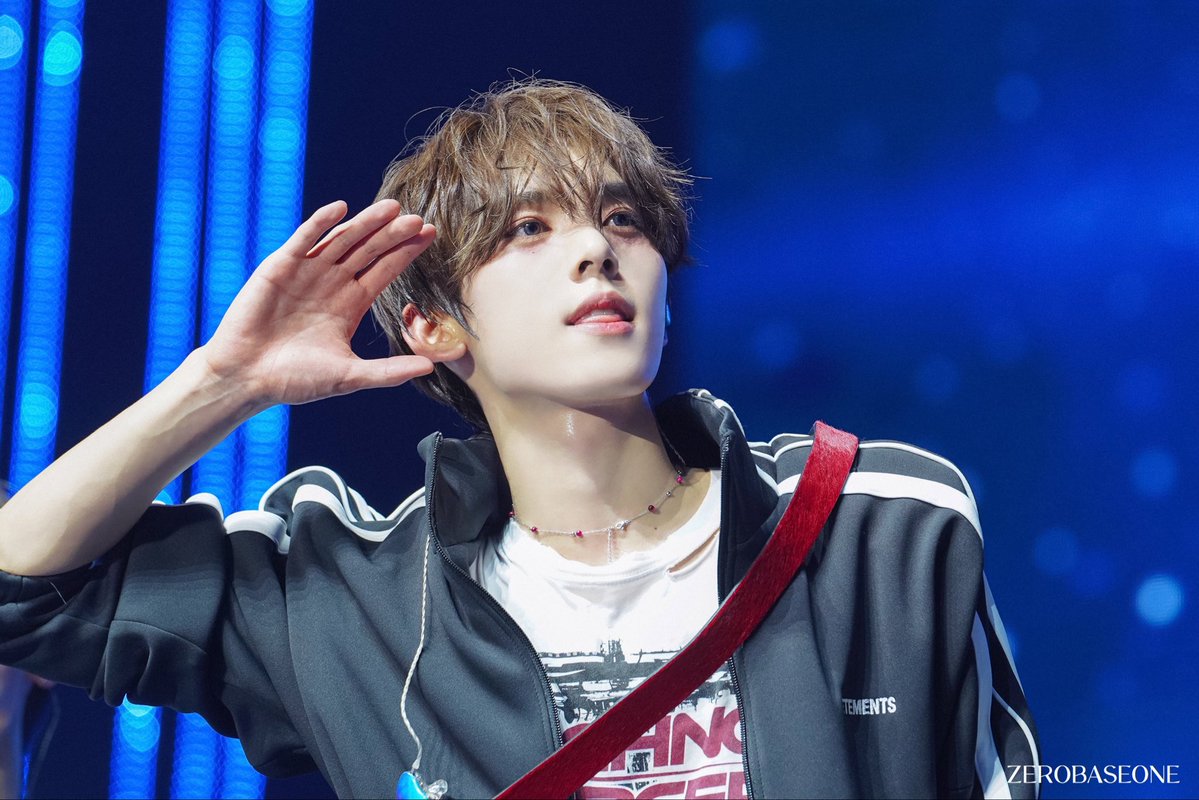 07hanpics's tweet image. WORLD TOUR [𝗛𝗘𝗥𝗘&amp;amp;𝗡𝗢𝗪] IN SEOUL Behind Photo(2) #HANYUJIN