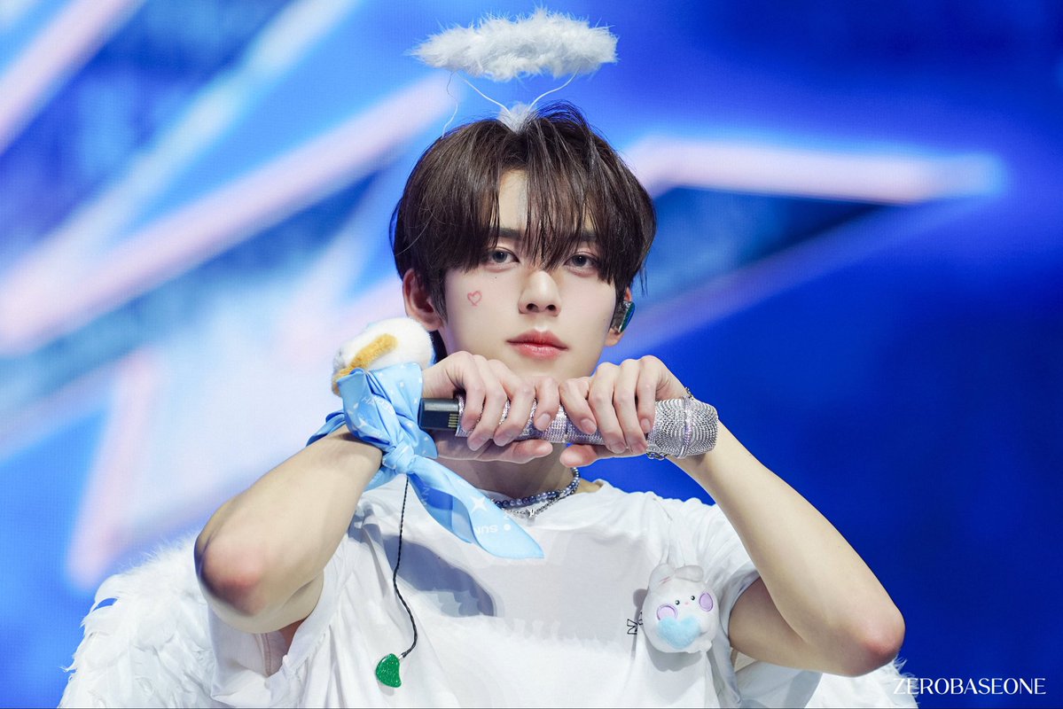 07hanpics's tweet image. WORLD TOUR [𝗛𝗘𝗥𝗘&amp;amp;𝗡𝗢𝗪] IN SEOUL Behind Photo(2) #HANYUJIN